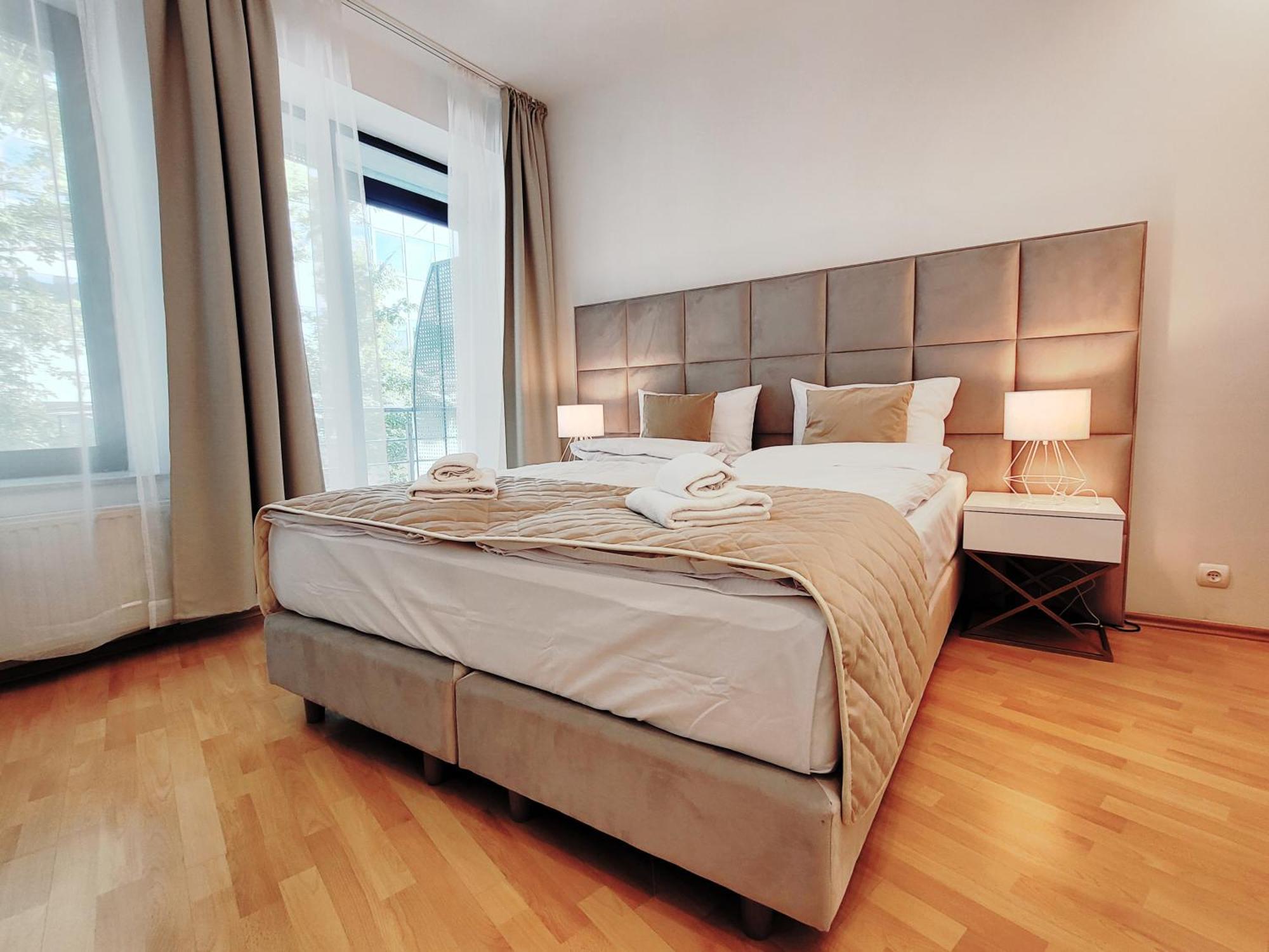 Nook Nook Kazimierza Wielkiego 104 * Krakow